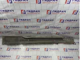 Накладка на порог наружная левая BMW 6 (F13) 51777265201.