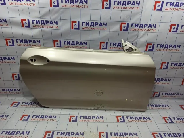 Дверь передняя правая BMW 6 (F13) 41517228570. Вмятины.