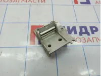 Кронштейн радиатора левый BMW 6 (F13) 51117186513.