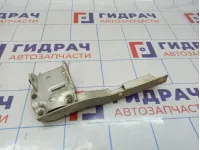 Кронштейн радиатора правый BMW 6 (F13) 51117186514.