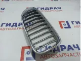 Решетка радиатора правая BMW 6 (F13) 51137212850.