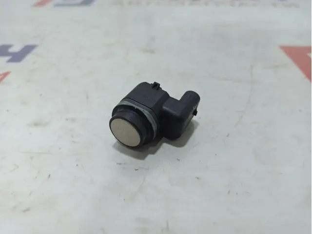 Датчик парковки BMW 6 (F13) .