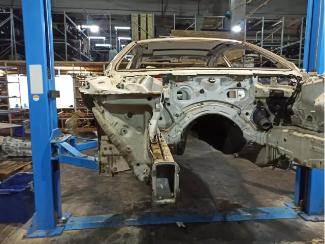 Лонжерон передний правый BMW 6 (F13) .