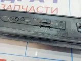 Накладка порога внутренняя левая BMW 6 (E63) 51477011075. Потертость.