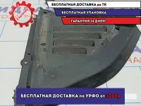 Пыльник двигателя нижний правый BMW 6 (E63) 51747009720. Дефект.