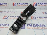 Элемент передней панели правый BMW 6 (E63) 51647008848. Дефект.