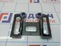 Кронштейн BMW 7-Series (F02) 51169157020. Переходная пластина воздуховода. Дефект.