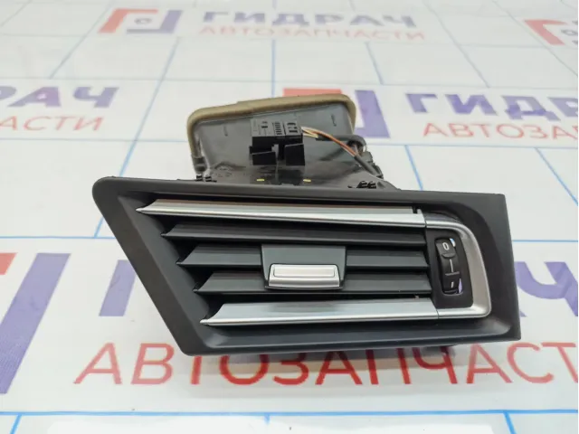 Дефлектор воздушный правый BMW 7-Series (F02) 64229115858. В торпедо.