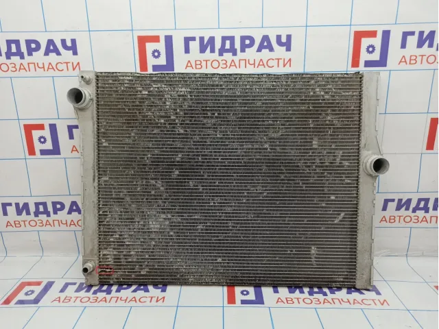 Радиатор основной BMW 7-Series (F02) 17117570093. Ремонтировался.