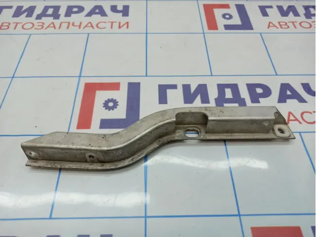 Кронштейн правый BMW 7-Series (F02) 17117583120. Масляного радиатора.