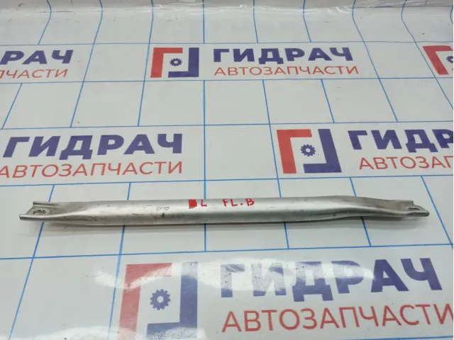 Растяжка столбов задняя левая BMW 7-Series (F02) 51717180315. Моторного отсека.