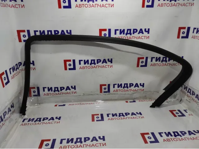 Накладка двери задней правой BMW 7-Series (F02) 51357177858.