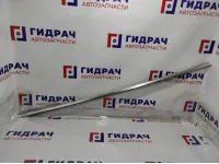 Накладка стекла заднего правого BMW 7-Series (F02) 51357179122. Хром.