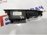 Блок управления стеклоподъемниками задний правый BMW 7-Series (F02) 61319352183.