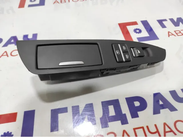 Блок управления стеклоподъемниками задний левый BMW 7-Series (F02) 61319352183.