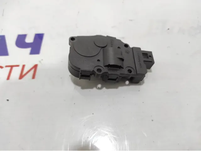 Моторчик заслонки отопителя BMW 7-Series (F02) 64119242058. 1C.