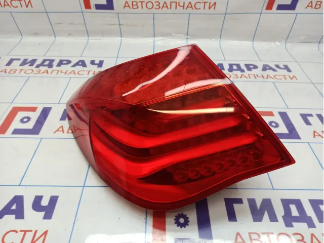 Фонарь задний наружный левый BMW 7-Series (F02) 63217182197.