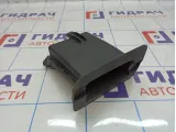 Воздухозаборник (наружный) правый BMW 7-Series (F02) 51757185168. На тормоза.