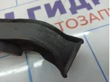 Уплотнитель капота правый BMW 7-Series (F02) 51767183828.