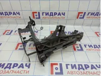 Кронштейн фар левый BMW 7-Series (F02) 51647184159.
