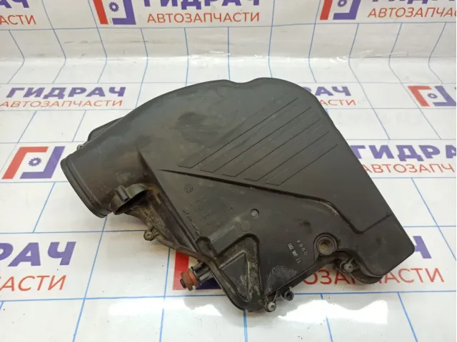 Корпус воздушного фильтра правый BMW 7-Series (F02) 13717577466. В сборе.