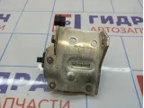 Кронштейн радиатора правый BMW 7-Series (F02) 17117575248.