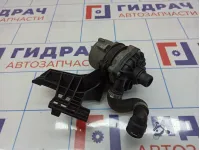 Насос (помпа) BMW 7-Series (F02) 11517566335.