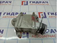 Интеркулер левый BMW 7-Series (F02) 13717575405.