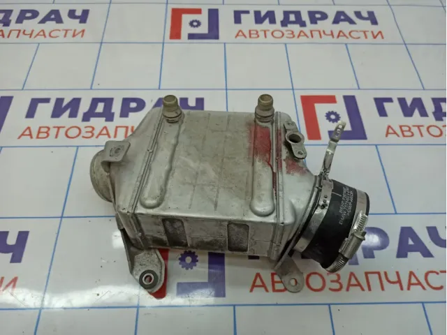 Интеркулер левый BMW 7-Series (F02) 13717575405.