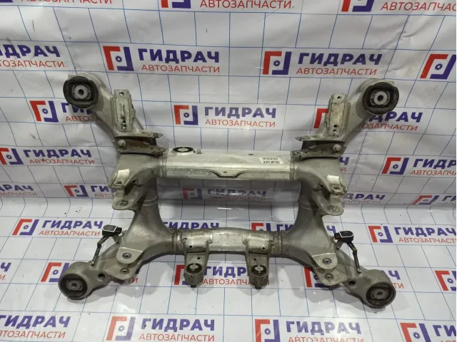 Балка задняя BMW 7-Series (F02) 33316794666. Дефект сайлентблока.