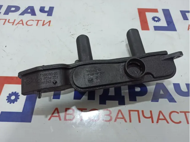 Маслоотделитель BMW 7-Series (F02) 11127566260. Левый верхний.