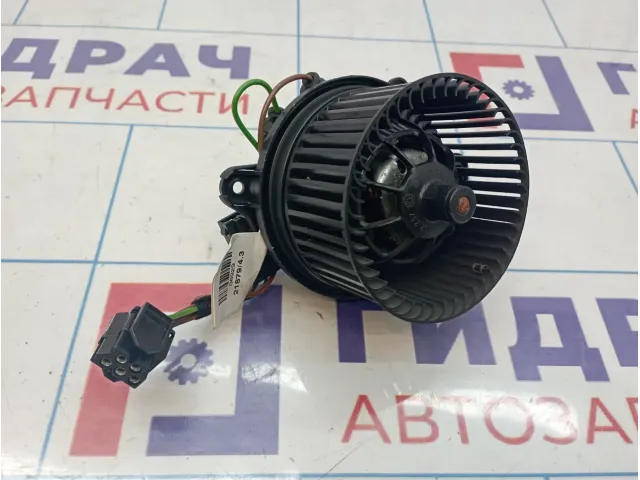 Моторчик отопителя BMW X5 (E53) 64118385546