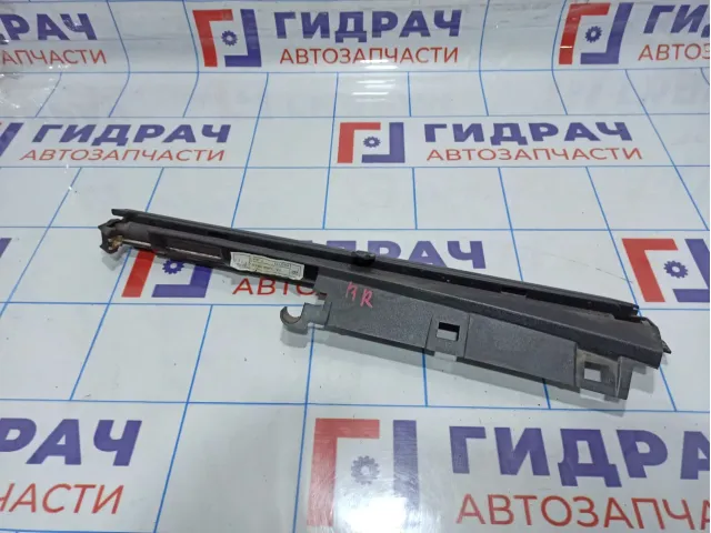 Шторка солнцезащитная заднего правого стекла BMW X5 (E53) 51167001148