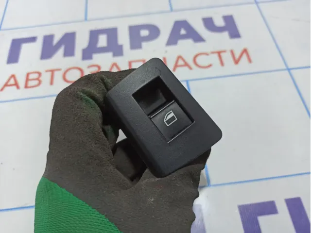Кнопка стеклоподъемника задняя правая BMW X5 (E53) 61318385956