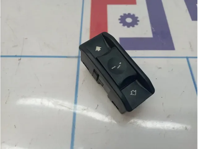 Блок управления люком BMW X5 (E53) 61316907288