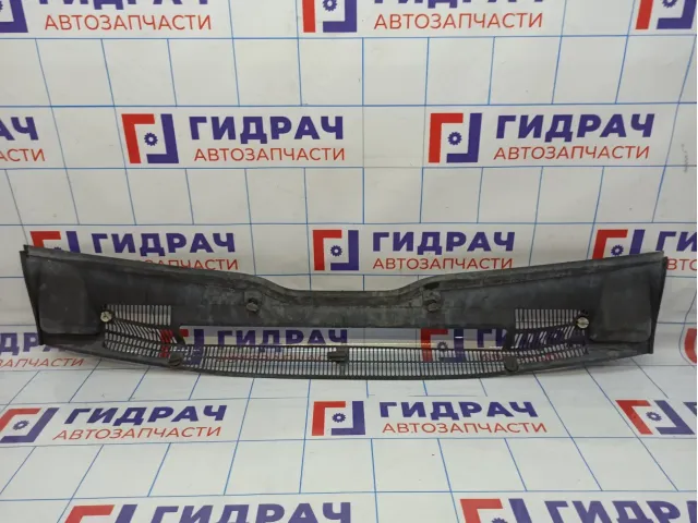 Решетка стеклоочистителя BMW X5 (E53) 64318409048