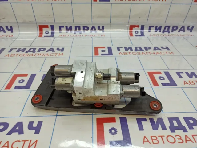 Насос регулировки подвески BMW X5 (E70) 37206794578