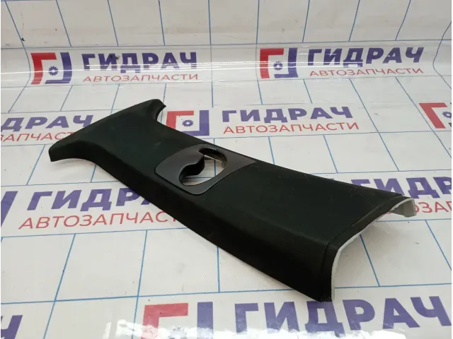 Обшивка стойки средней верхняя левая BMW X5 (E70) 51438037357