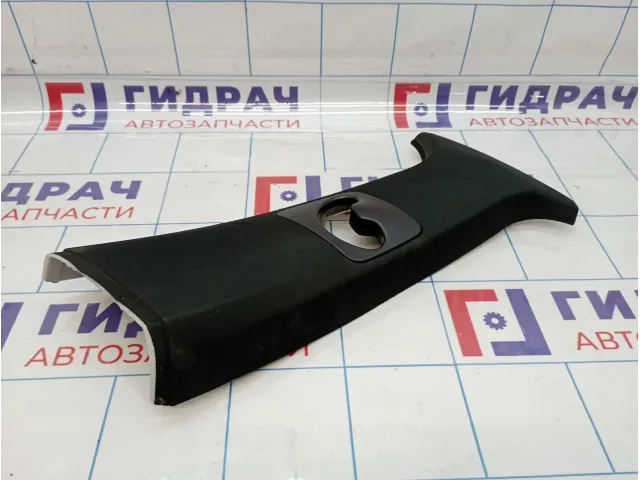 Обшивка стойки средней верхняя правая BMW X5 (E70) 51438037358