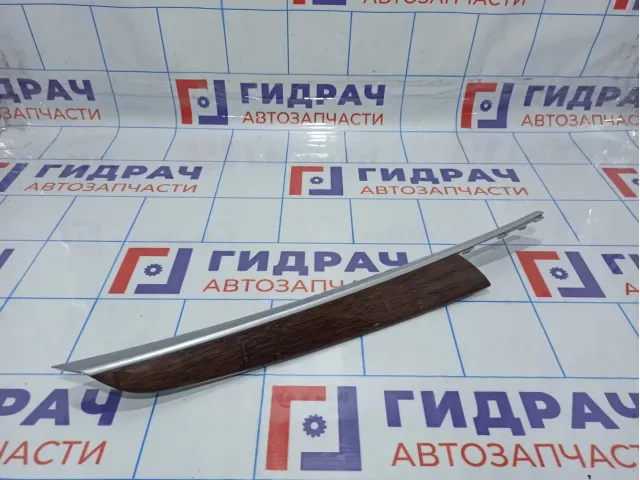 Накладка обшивки двери передней правой BMW X5 (E70) 51417137182