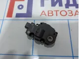 Моторчик заслонки отопителя BMW X5 (E70) 64119321034