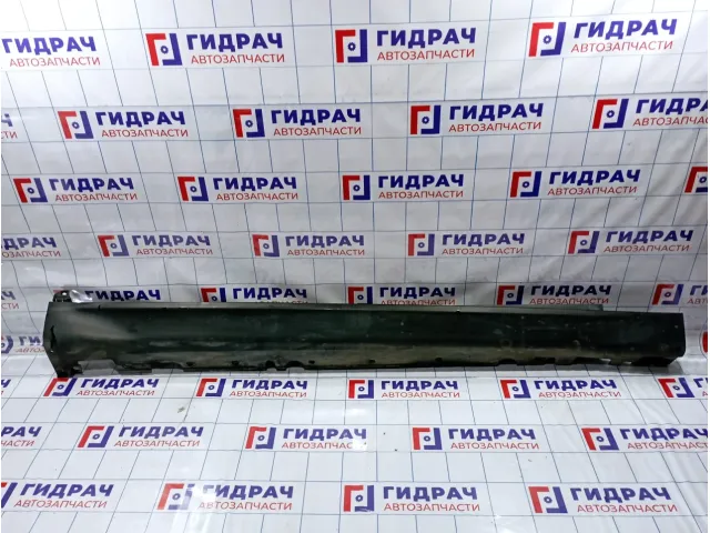 Накладка на порог правая BMW X5 (E70) 51777191242
