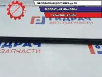 Уплотнитель стекла двери заднего правого BMW X5 51348402632. Внутренний.