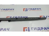 Накладка двери багажника BMW X5 51498249941. Сломаны крепления.