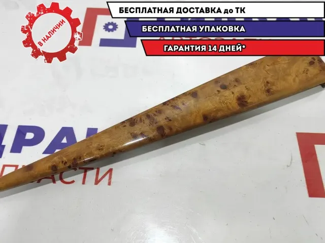 Накладка торпедо правая BMW X5 51458402250.