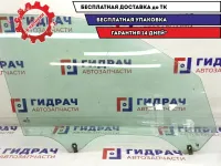 Стекло двери передней правой BMW X5 51328402514. Есть царапины.