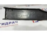 Планка под фару левая BMW X5 51138255209. Дефект крепления.