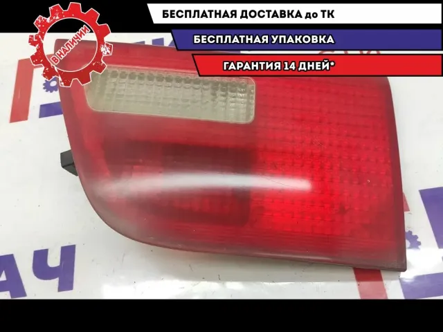 Фонарь задний внутренний правый BMW X5 63218383184.