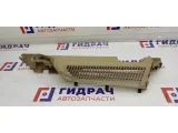 Направляющая шторки багажника правая BMW X5 51477011770.