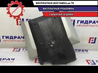 Накладка декоративная на двигатель BMW X5 11611437995. Трещина.